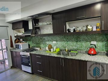 Se vende casa en barrio Privado Panambi