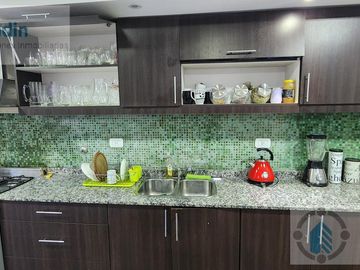 Se vende casa en barrio Privado Panambi