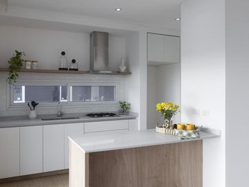 Casa en venta con renta - Barrio San Simon, Canning