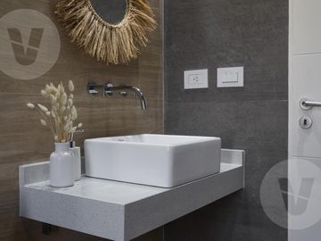 Casa en venta con renta - Barrio San Simon, Canning