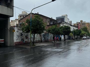 IMPORTANTE ESQUINA EN  VENTA en Barrio Sur, zona Tribunales