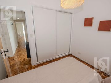 4 AMBIENTES A LA CALLE CON BALCON TERRAZA Y VISTA LATERAL AL MAR