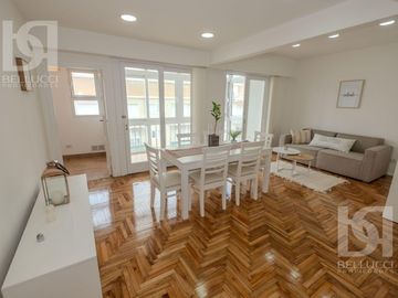 4 AMBIENTES A LA CALLE CON BALCON TERRAZA Y VISTA LATERAL AL MAR
