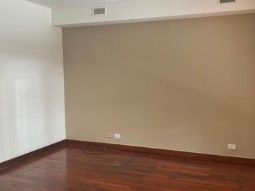 Casa - La Lucila-Vias/Maipu  5 ambientes -