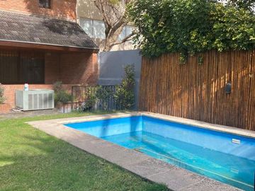 Casa - La Lucila-Vias/Maipu  5 ambientes -