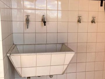 Casa - La Lucila-Vias/Maipu  5 ambientes -