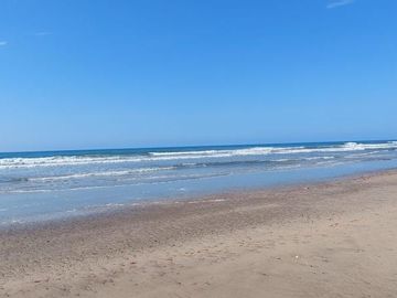 Casa en venta - 3 Dormitorios 2 Baños - 900Mts2 - Miramar