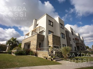 Departamento en venta en Adrogue