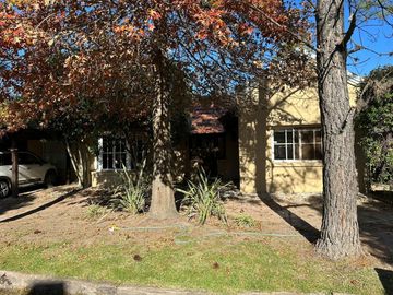 Casa en venta Campos de Echeverria Canning