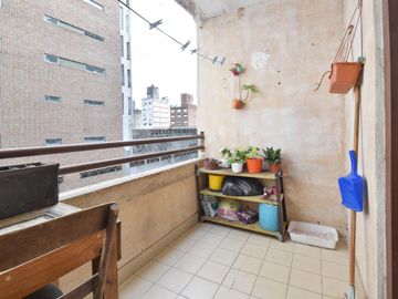Departamento  un dormitorio con balcón zona facultades