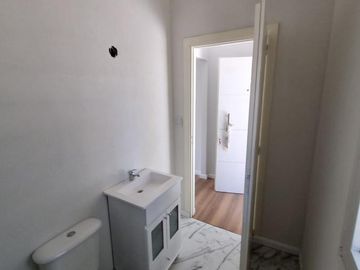 Casa de 2 ambientes con cochera en venta en complejo Arturo Illia - Grand Bourg