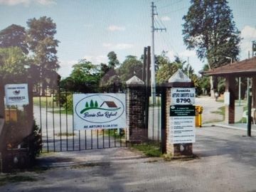 Casa de 2 ambientes con cochera en venta en complejo Arturo Illia - Grand Bourg