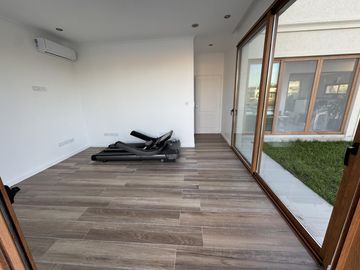 OPORTUNIDAD Venta casa 4 dormitorios a la laguna - Santa Isabel - Escobar