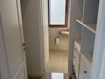 OPORTUNIDAD Venta casa 4 dormitorios a la laguna - Santa Isabel - Escobar