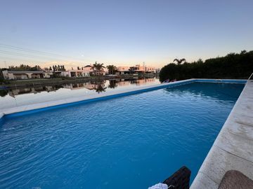 OPORTUNIDAD Venta casa 4 dormitorios a la laguna - Santa Isabel - Escobar