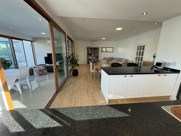 OPORTUNIDAD Venta casa 4 dormitorios a la laguna - Santa Isabel - Escobar
