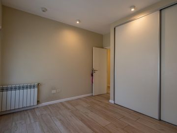 Casa moderna a la venta en barrio cerrado Lomas de San Francisco   uf 27