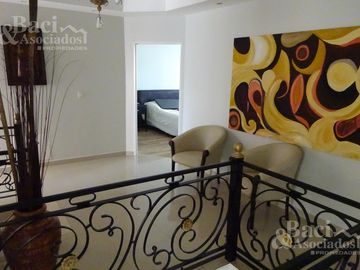 Casa - Tristan Suarez