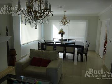Casa - Tristan Suarez