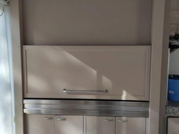 Casa en venta - 4 Dormitorios 2 Baños - Cocheras - 350Mts2 - El Palomar, Cañuelas