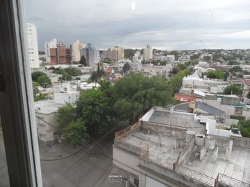 Departamento en venta - 3 dormitorios 2 baños - 75mts2 - Bahia Blanca