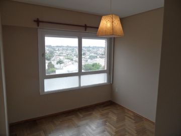Departamento en venta - 3 dormitorios 2 baños - 75mts2 - Bahia Blanca