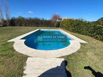Casa en venta de una planta en San Sebastián - Área 12