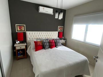 Casa en venta de una planta en San Sebastián - Área 12