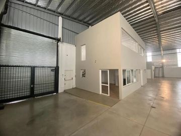Galpón venta La Plata. San Carlos