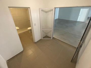 Galpón venta La Plata. San Carlos