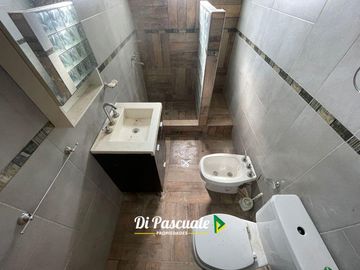 Casa 3 Ambientes con Parque y Pileta -  La Reja