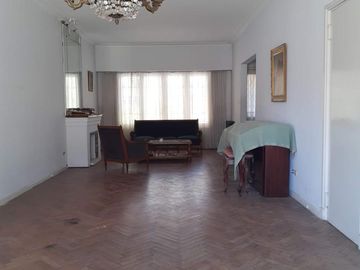 Casa en Lomas de Zamora Este