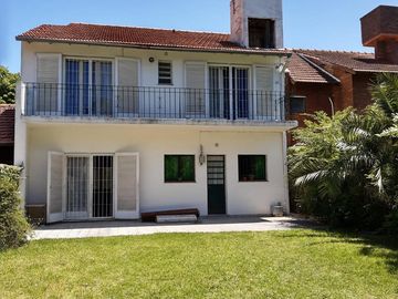 Casa en Lomas de Zamora Este