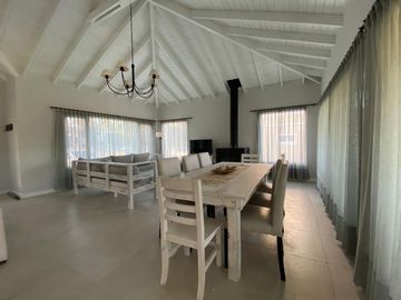 Casa en Venta Costa Esmeralda