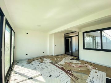 VENTA DEPARTAMENTO 4 AMB 167 M2 SUM VALENTIN ALSINA