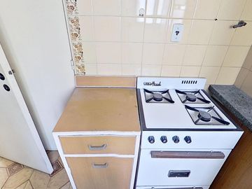 Departamento 3 ambientes mas dependencia en VENTA en Caballito