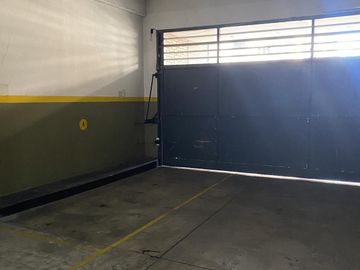 Departamento 4 ambientes con cochera en Caballito