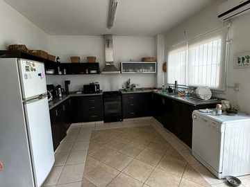 Casa 4 dormitorios - Villa Allende Golf - Altos del Golf, Barrio Privado.