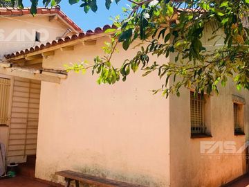 CASA MULTIFAMILIAR C/ 400M2 DE LOTE EN VENTA - JOSE LEON SUAREZ
