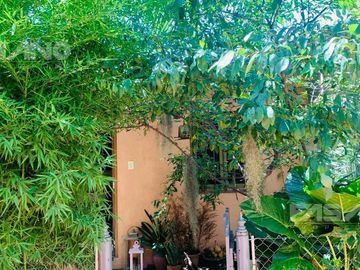 CASA MULTIFAMILIAR C/ 400M2 DE LOTE EN VENTA - JOSE LEON SUAREZ
