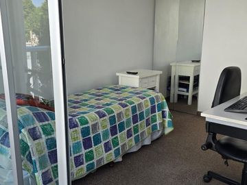 Departamento en  Florida Mitre Este- venta