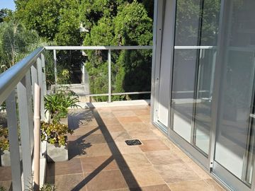 Departamento en  Florida Mitre Este- venta