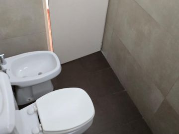 Departamento en  Florida Mitre Este- venta