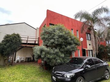 Dúplex en venta Barrio Artalaz Colón