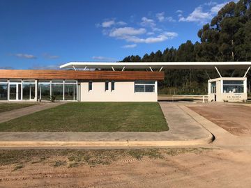 Venta Casa 3 dormitorios - Complejo La Aldea Club de Campo