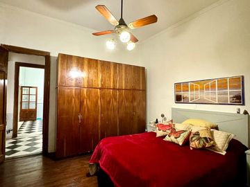 Casa de estilo en Córdoba 3919-3dormitorios-cochera