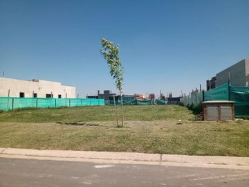 Terreno - Barrio San Felipe