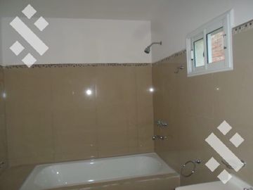 VENTA CASA 2 DORMI - Bº LOS CEREZOS 1 - PLOTTIER