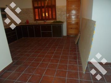 VENTA CASA 2 DORMI - Bº LOS CEREZOS 1 - PLOTTIER