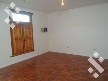 VENTA CASA 2 DORMI - Bº LOS CEREZOS 1 - PLOTTIER